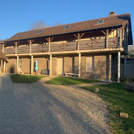 게스트하우스 Le Domaine Du Lavoir Villemoiron-en-Othe